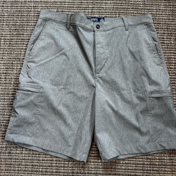 Chaps Gray Flat Front Shorts Classic Style - Picture 1 of 4